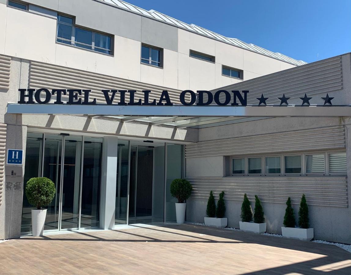 Hotel Villa Odon Villaviciosa de Odón المظهر الخارجي الصورة