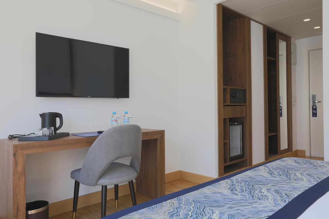 Hotel Villa Odon Villaviciosa de Odón المظهر الخارجي الصورة