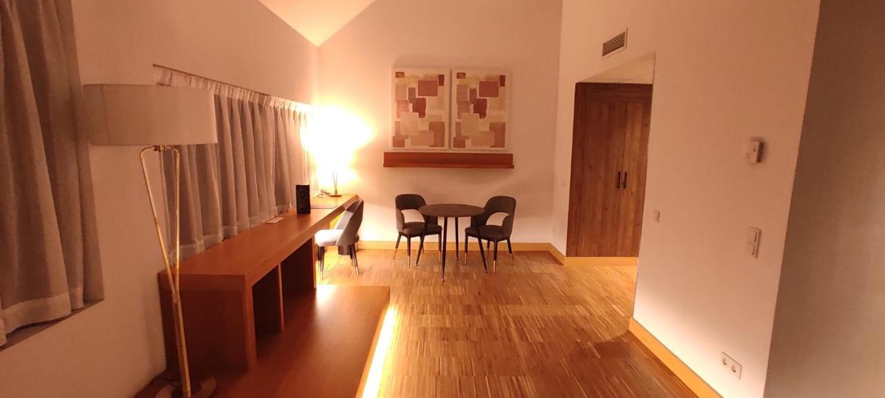 Hotel Villa Odon Villaviciosa de Odón المظهر الخارجي الصورة