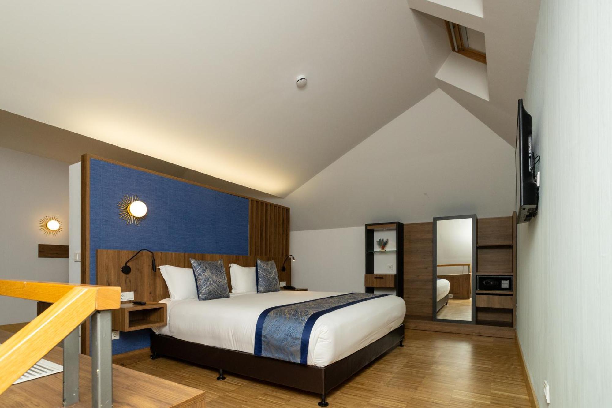 Hotel Villa Odon Villaviciosa de Odón المظهر الخارجي الصورة